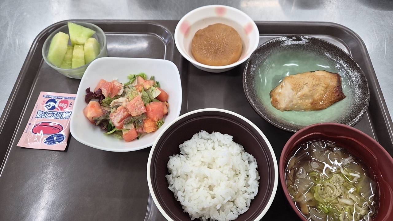 火曜 昼食
