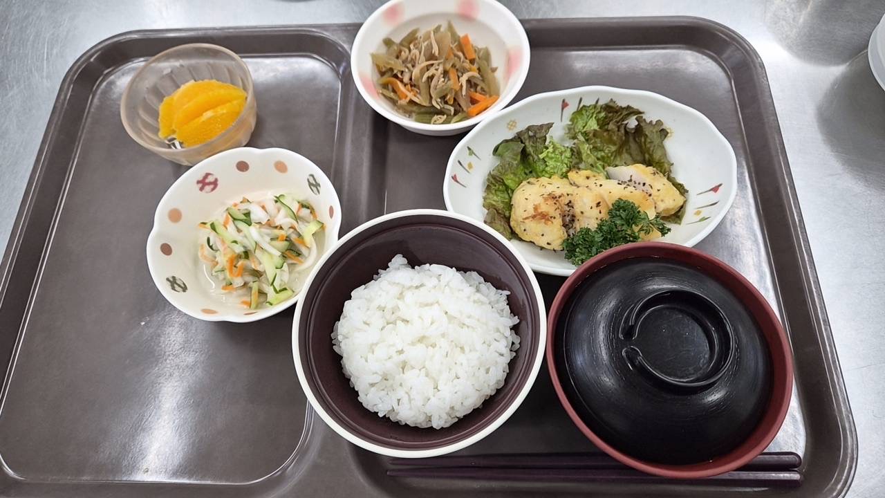 金曜 昼食